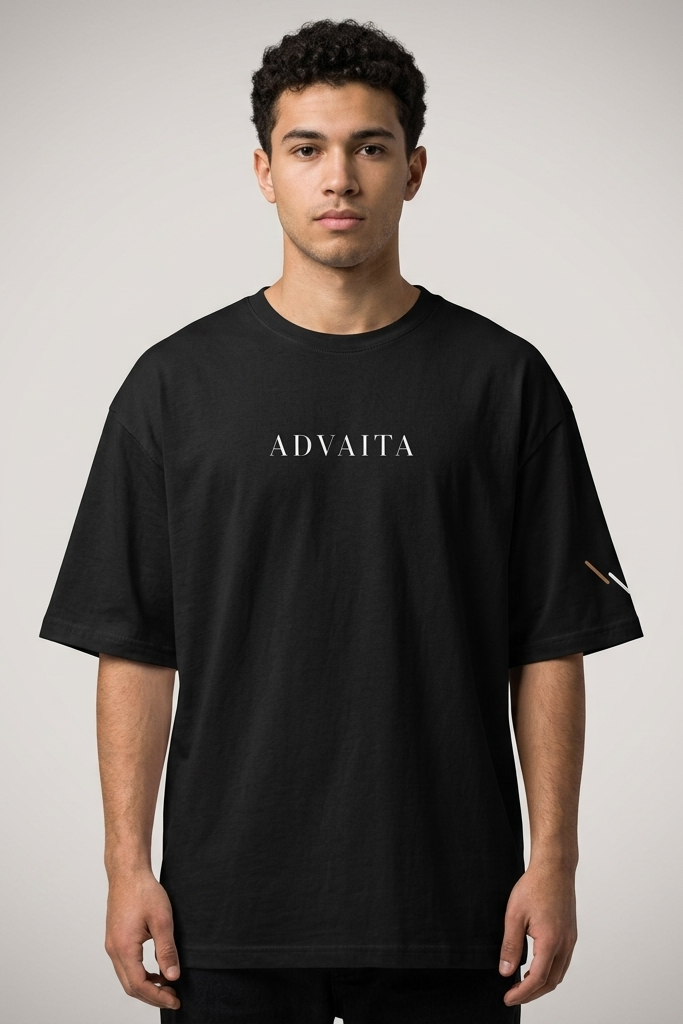 Advaita / Black / Oversized Tee