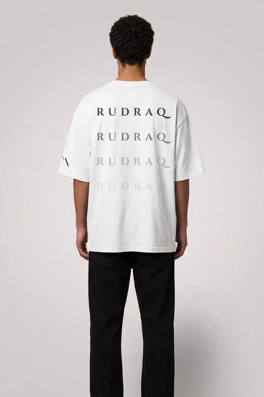 Echo / White / Oversized Tee