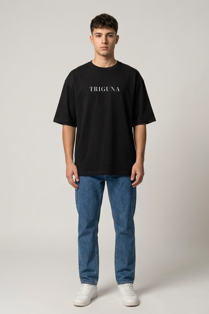 Triguna / Black / Oversized Tee