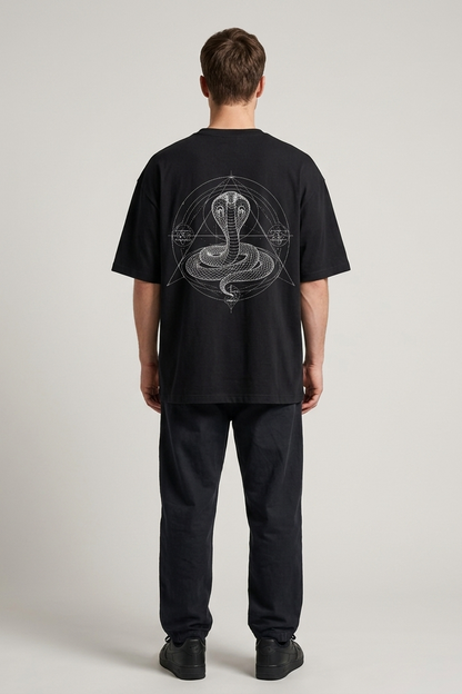 Vasuki / Black / Oversized Tee